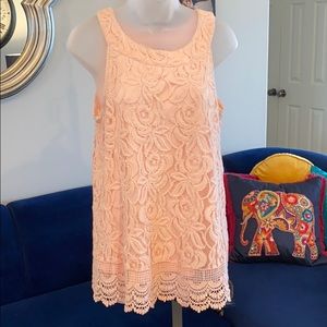 Peach lace tank Sz L